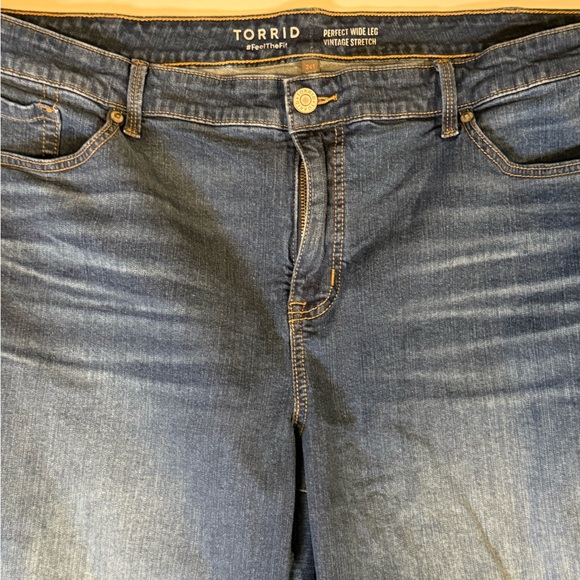Torrid Wide Leg Blue Jeans 24W Long - Picture 3 of 6